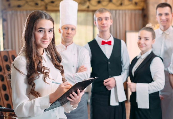 Restaurants and Catering uniforms suppliers in Saudi Arabia